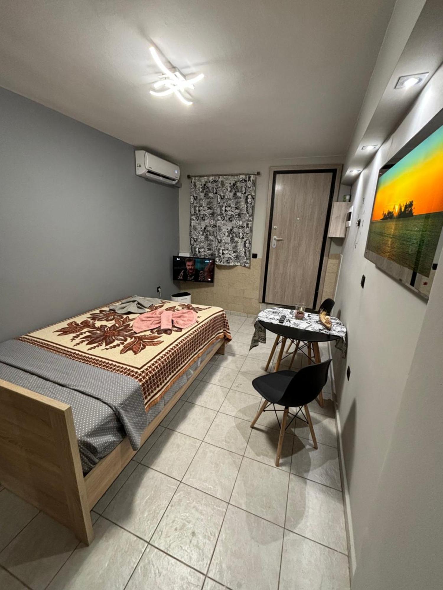 Jordans Room 12 テッサロニキ エクステリア 写真